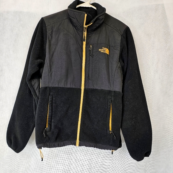 The North Face Jackets & Blazers - THE NORTH FACE JACKET WOMEN'S SIZE SP